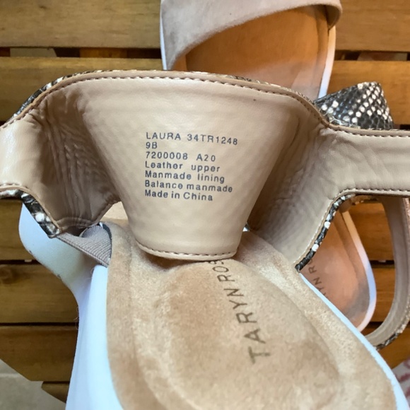 Taryn Rose Suede Sandals Laura Double Strap Snake/Suede Natural SZ 9 - Picture 6 of 9